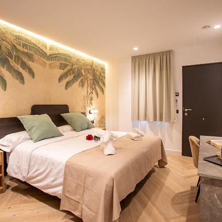 Boutique Rooms Playa Burriana เนร์คา ภายนอก รูปภาพ