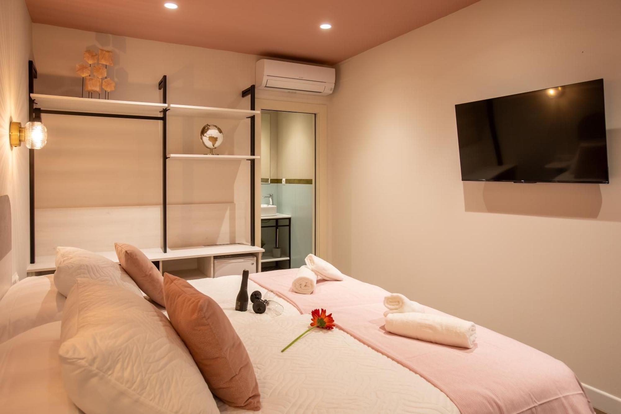 Boutique Rooms Playa Burriana เนร์คา ภายนอก รูปภาพ