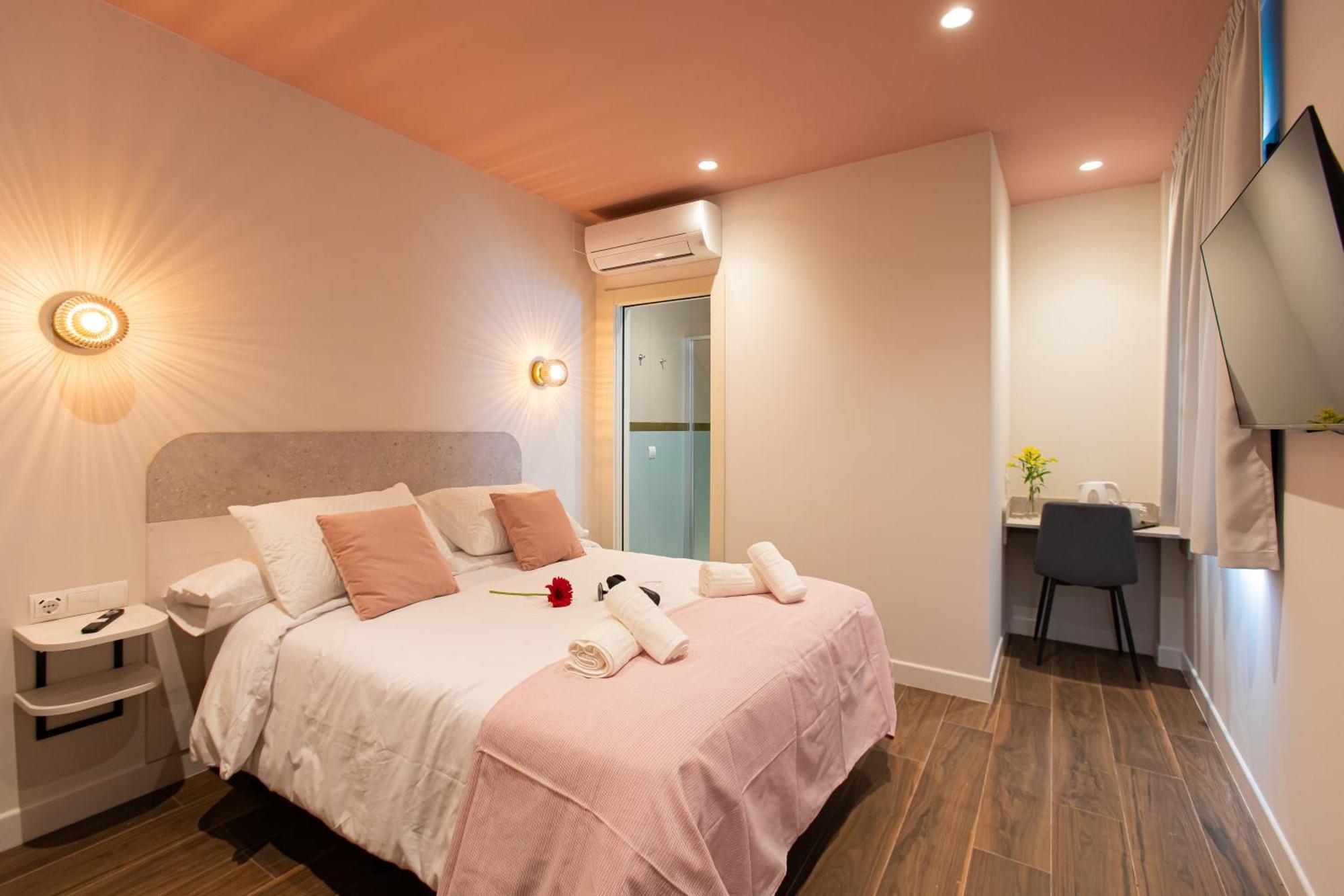 Boutique Rooms Playa Burriana เนร์คา ภายนอก รูปภาพ