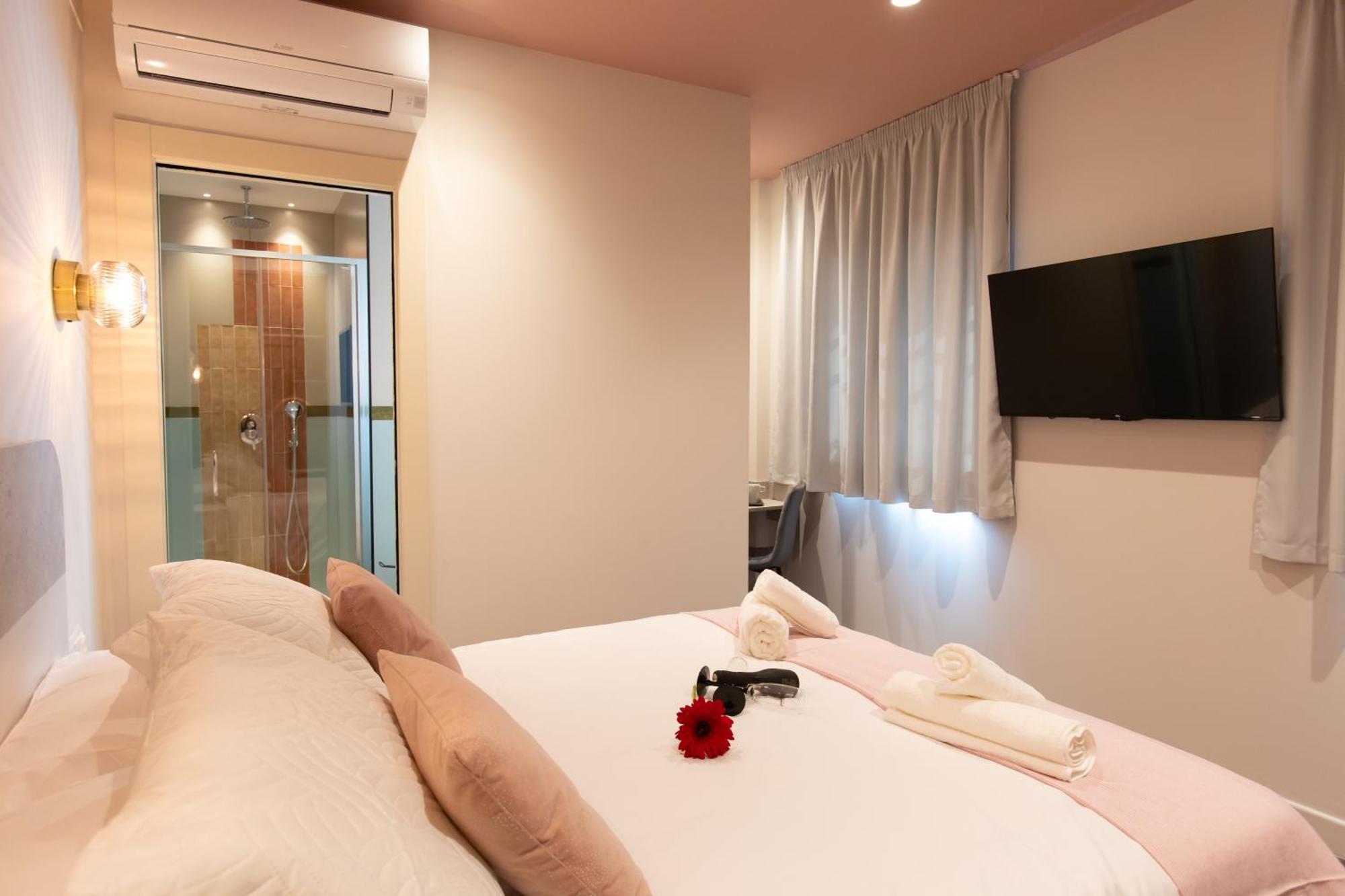 Boutique Rooms Playa Burriana เนร์คา ภายนอก รูปภาพ