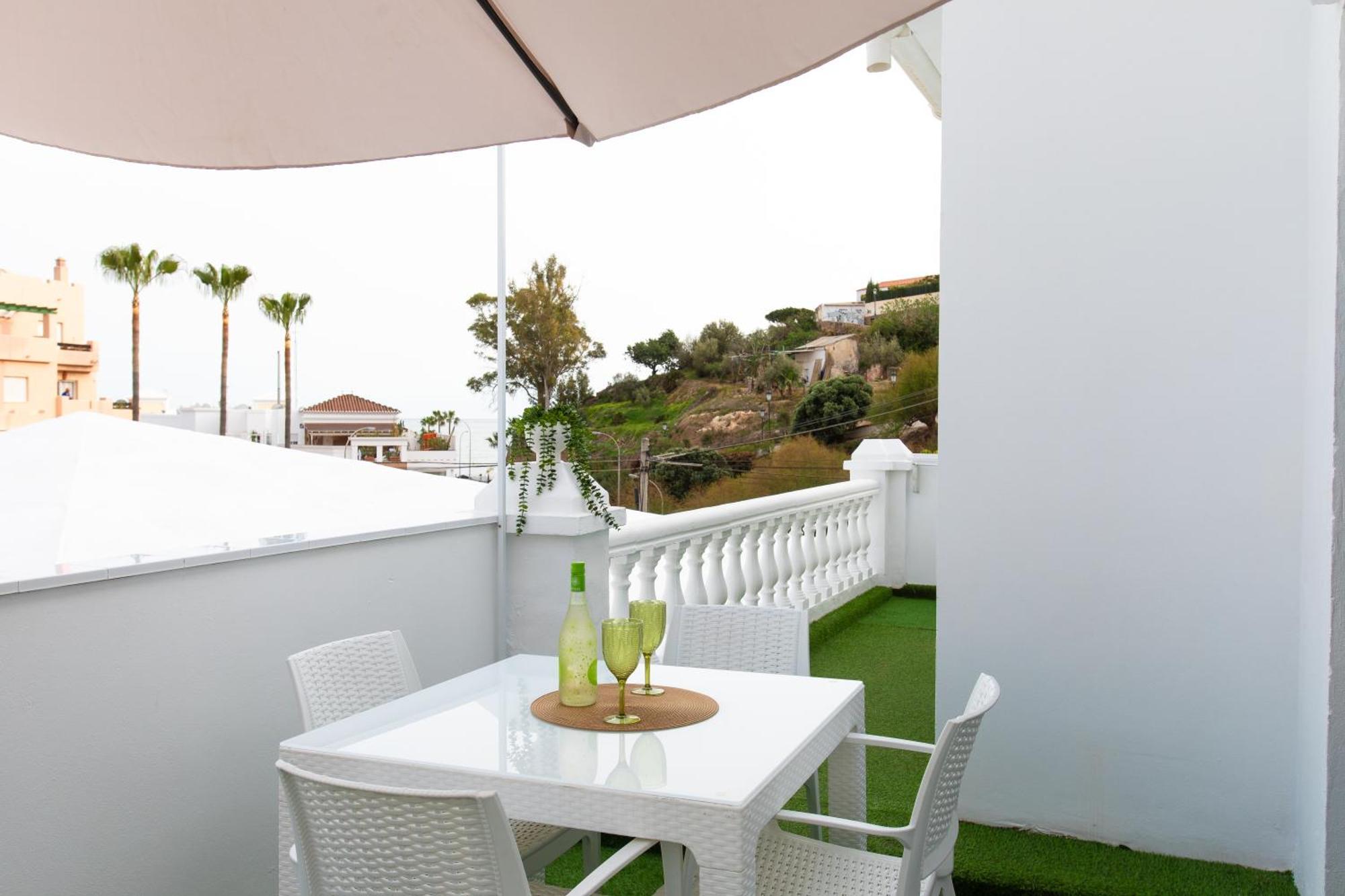 Boutique Rooms Playa Burriana เนร์คา ภายนอก รูปภาพ