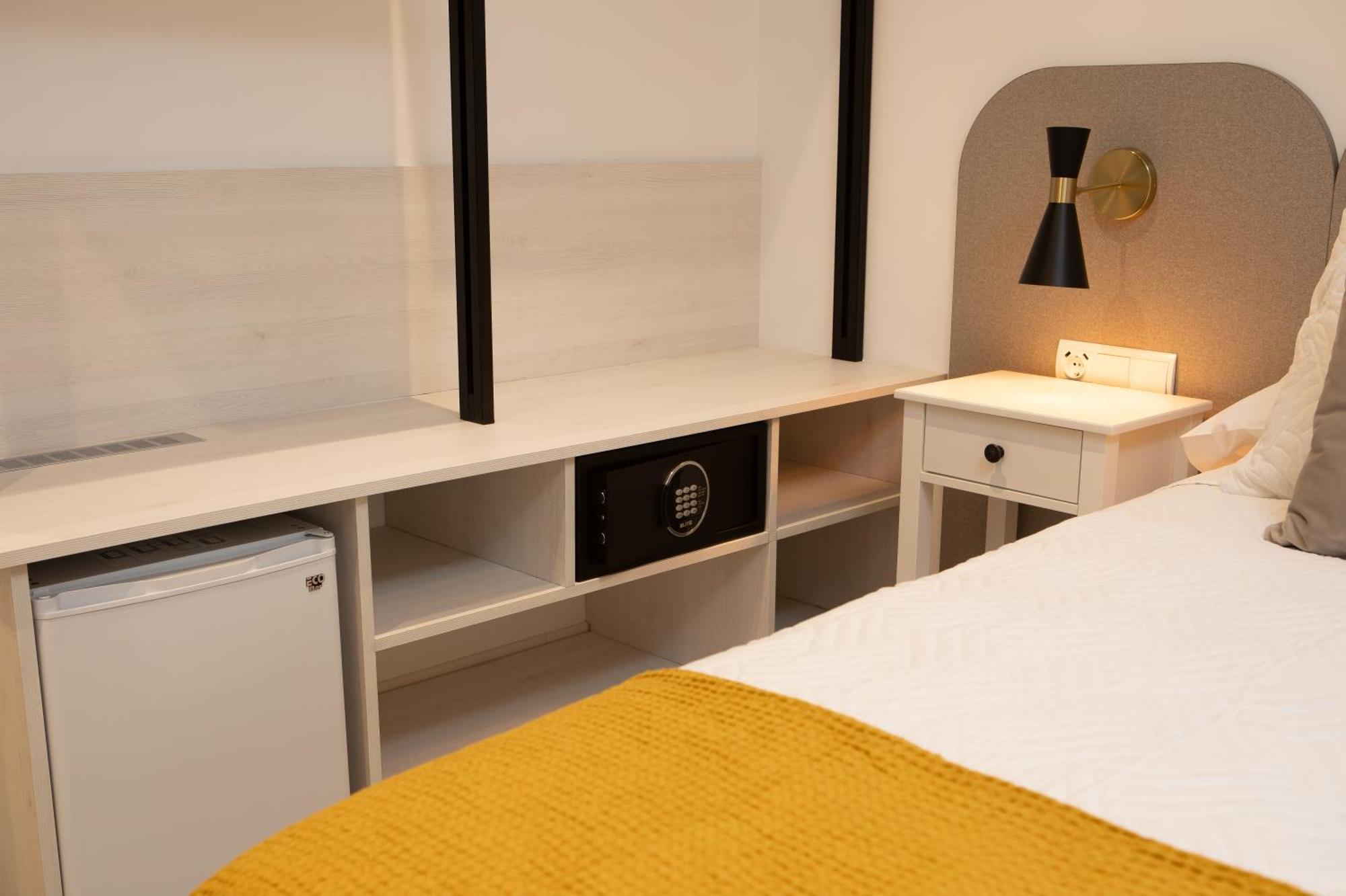Boutique Rooms Playa Burriana เนร์คา ภายนอก รูปภาพ