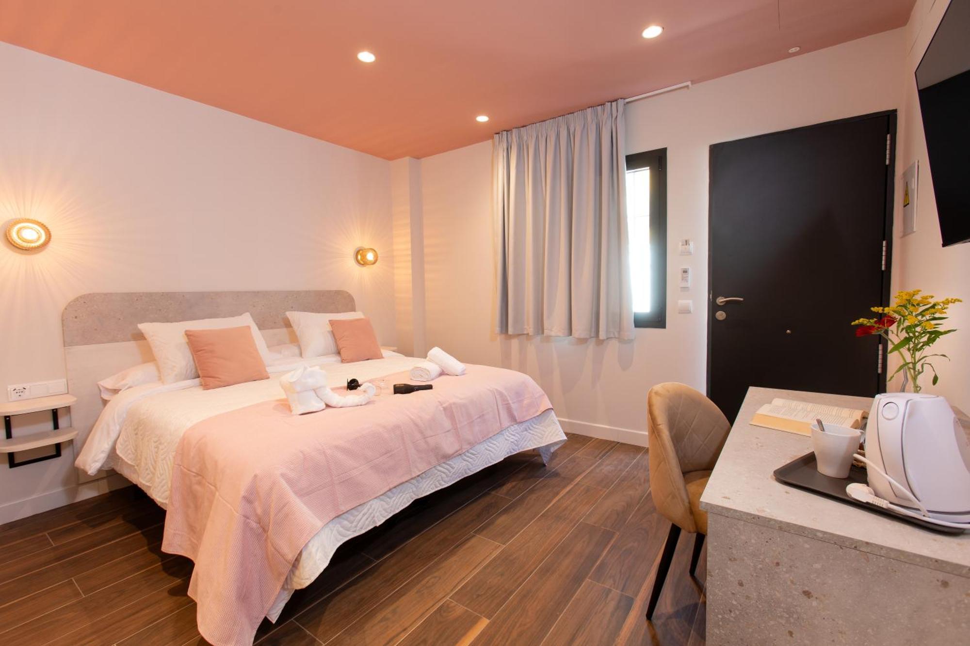 Boutique Rooms Playa Burriana เนร์คา ภายนอก รูปภาพ