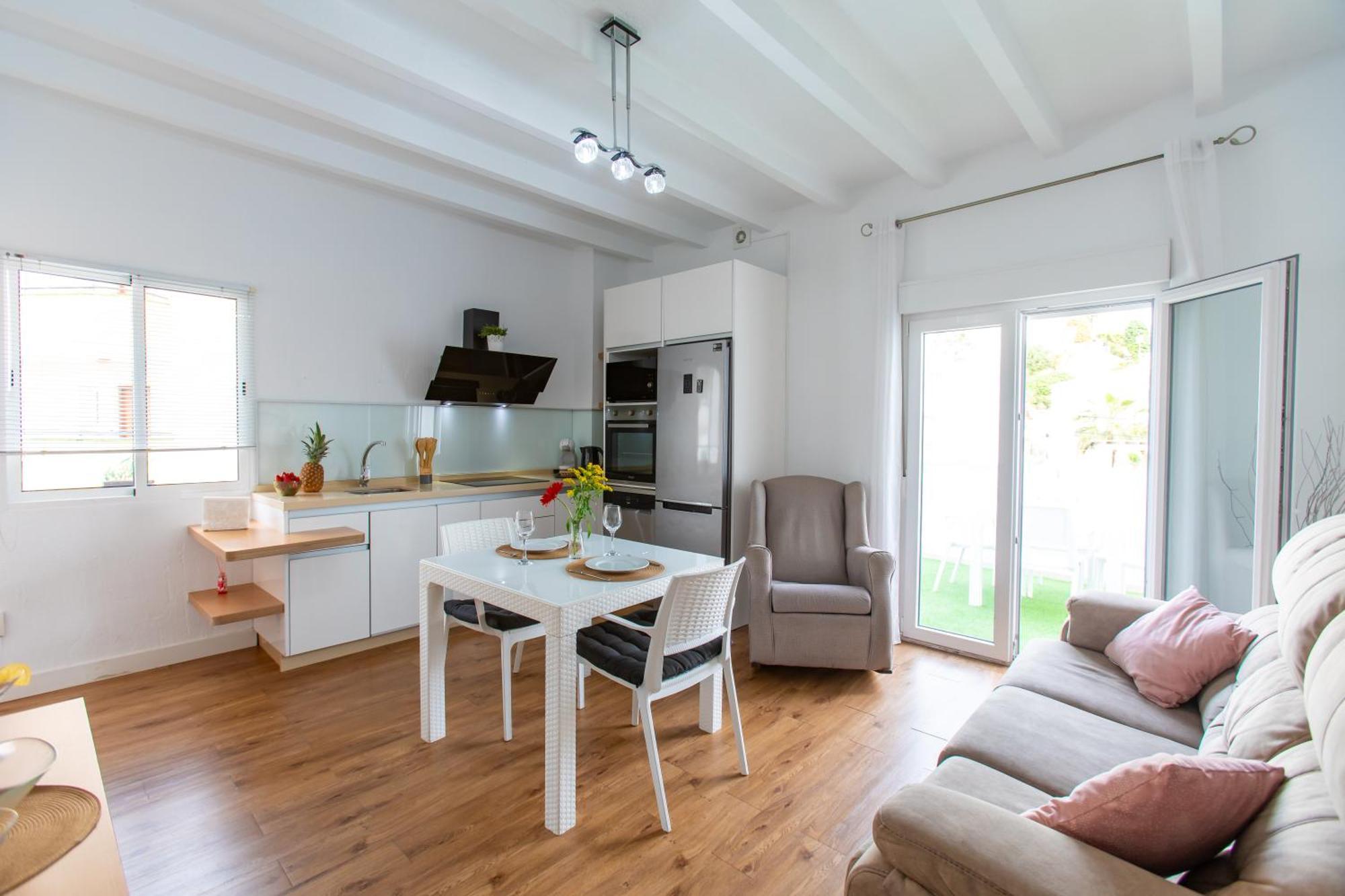 Boutique Rooms Playa Burriana เนร์คา ภายนอก รูปภาพ