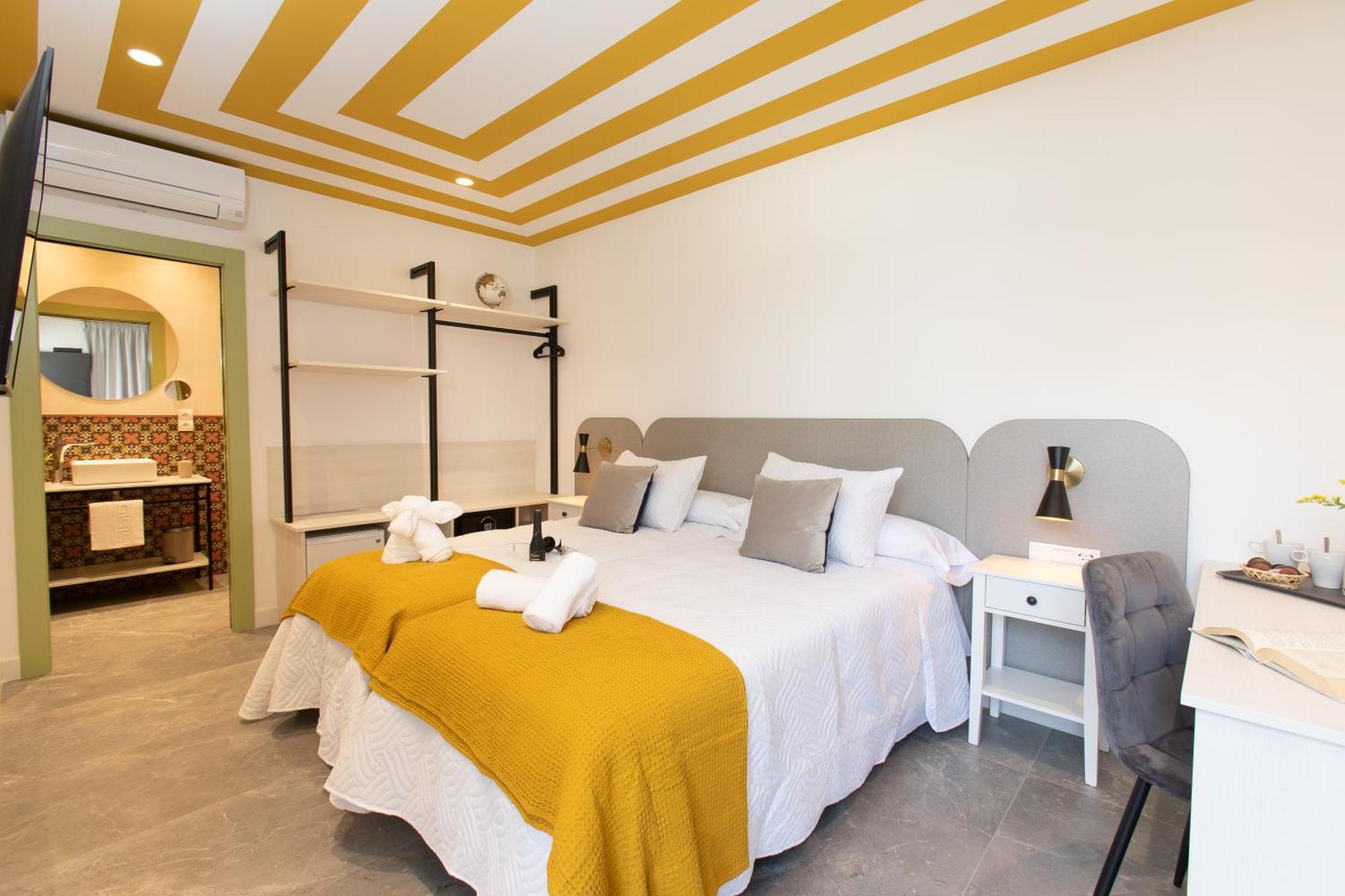 Boutique Rooms Playa Burriana เนร์คา ภายนอก รูปภาพ
