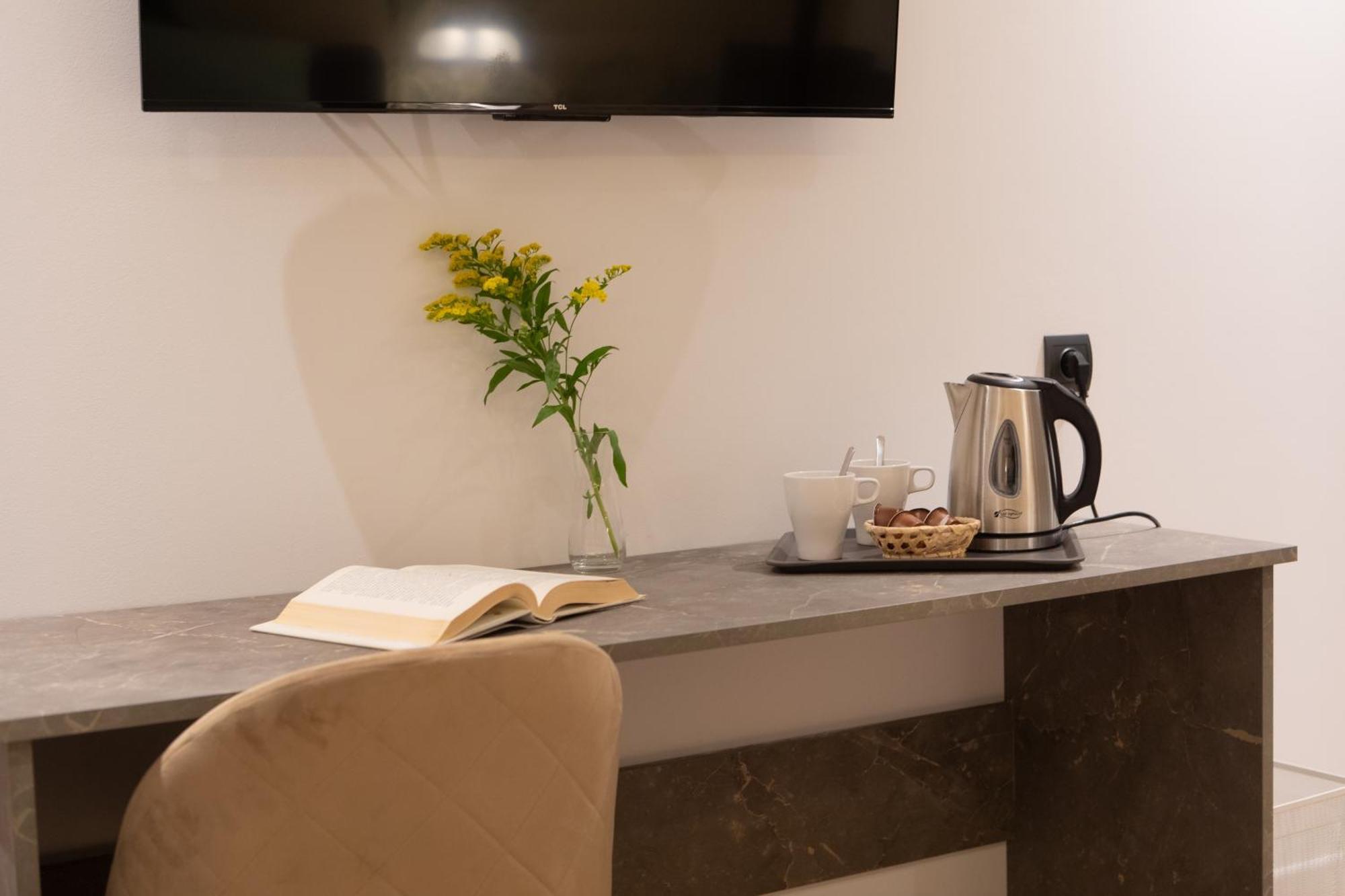 Boutique Rooms Playa Burriana เนร์คา ภายนอก รูปภาพ