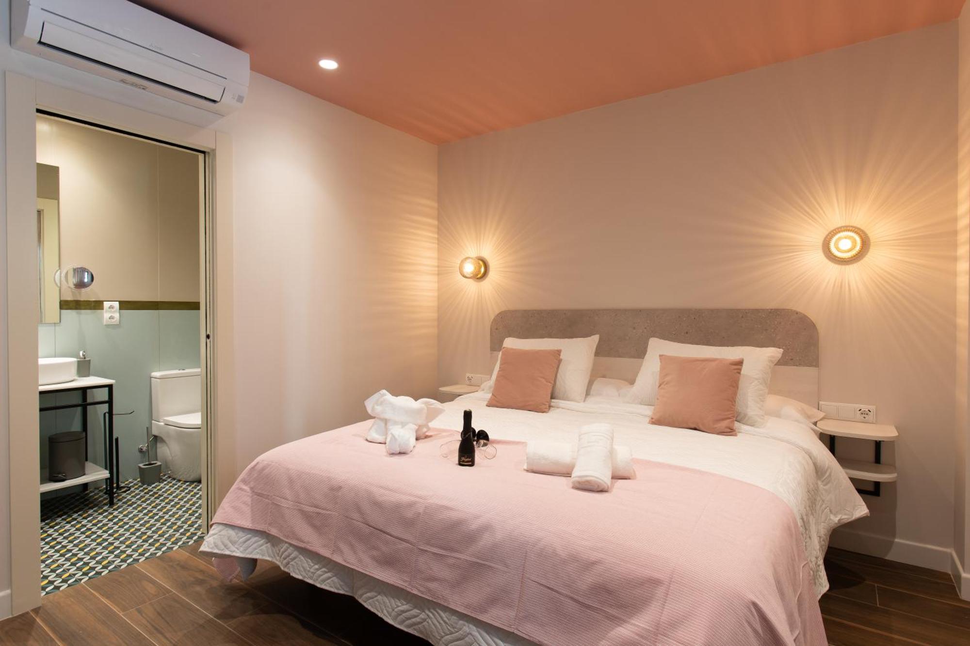 Boutique Rooms Playa Burriana เนร์คา ภายนอก รูปภาพ