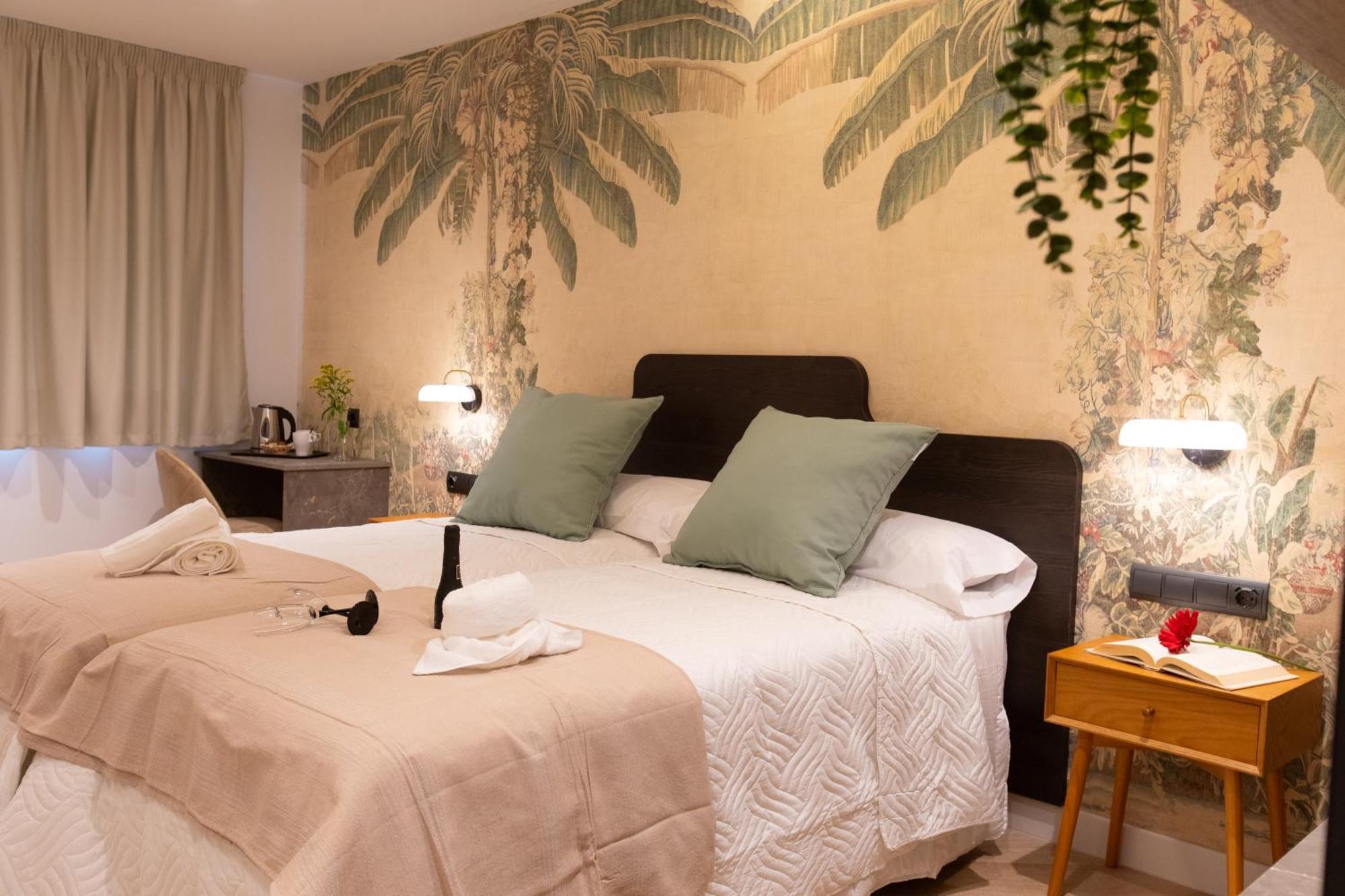 Boutique Rooms Playa Burriana เนร์คา ภายนอก รูปภาพ